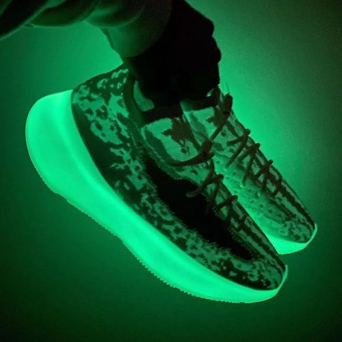 Adidas Yeezy Boost 380 "Calcite Glow" utcai cipő