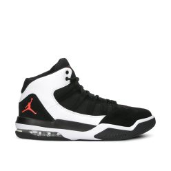 Jordan Max Aura White Black utcai cipő