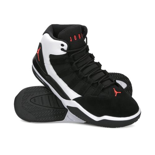 Jordan Max Aura White Black utcai cipő