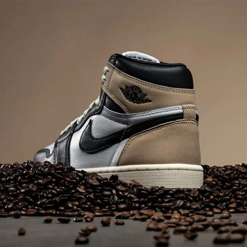 Jordan 1 Retro High OG Latte utcai cipő
