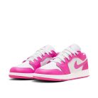 Jordan 1 Low Fire Pink utcai cipő