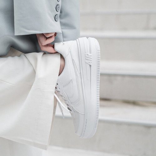 Nike Air Force 1 Platform utcai cipő