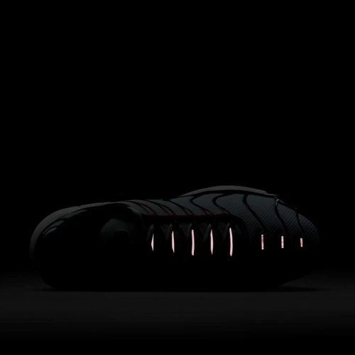Nike Air Max Plus Pure Platinum & University Red utcai cipő