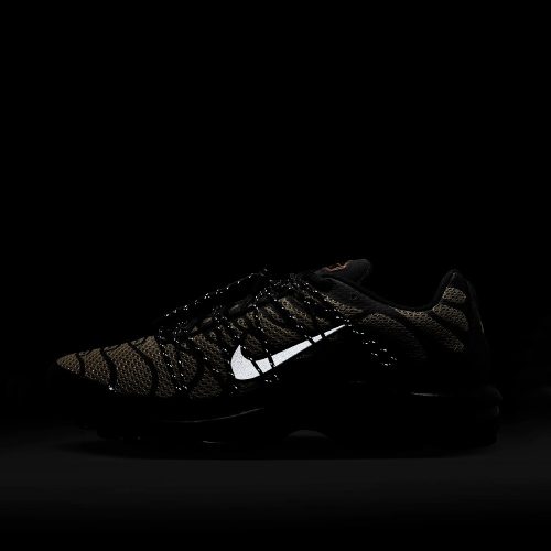 Nike Air Max Plus Utility Tan Black utcai cipő