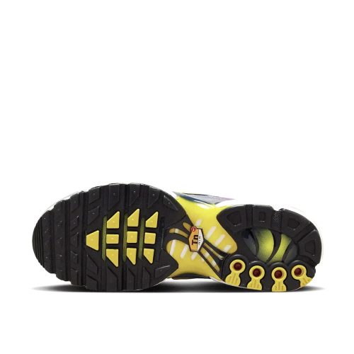 Nike Air Max Plus Violet Dust High Voltage utcai cipő