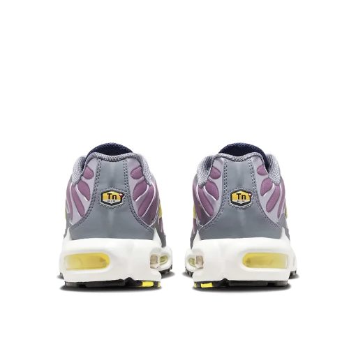 Nike Air Max Plus Violet Dust High Voltage utcai cipő