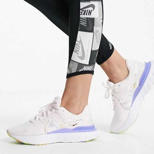 Nike React Infinity Run Flyknit 3 Light Soft Pink futócipő