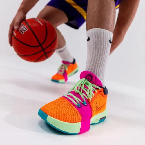 Nike LeBron Witness 8 Total Orange Laser Fuchsia