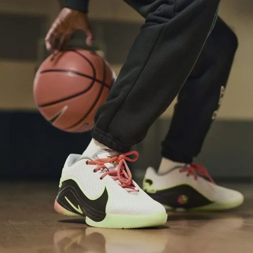 Nike LeBron 22 Moonlight