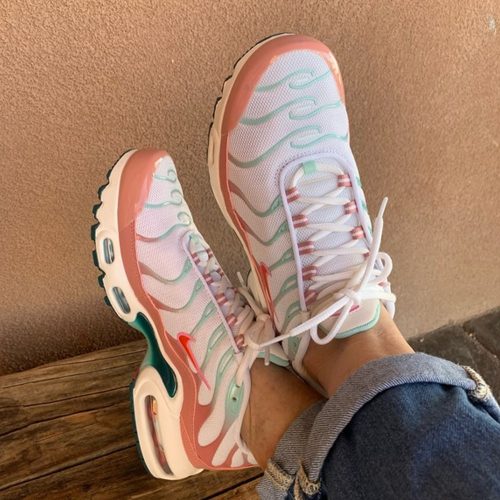 Nike Air Max Plus White Red (GS) női utcai cipő