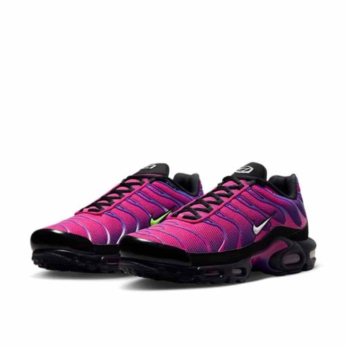 Nike Air Max Plus Rebellious Air Fireberry