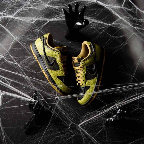 Nike Dunk Low Retro QS Halloween Skull