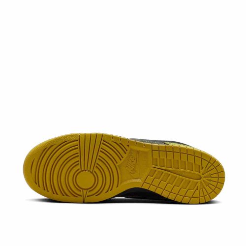 Nike Dunk Low Retro QS Halloween Skull