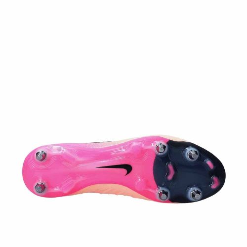 Nike Phantom Luna 2 Elite SG Pro Player Soccer Cleats