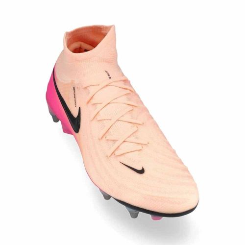 Nike Phantom Luna 2 Elite SG Pro Player Soccer Cleats